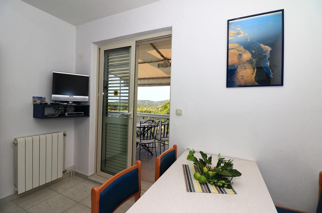 Apartments With A Parking Space Jezera, Murter - 5079 Exterior foto
